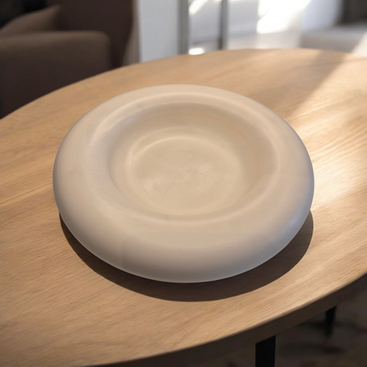 Minimalist Round Plate